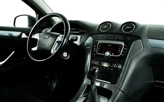Ford Mondeo 2.30 автоматическая, фото №1