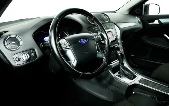 Ford Mondeo 2.30 автоматическая, фото №1