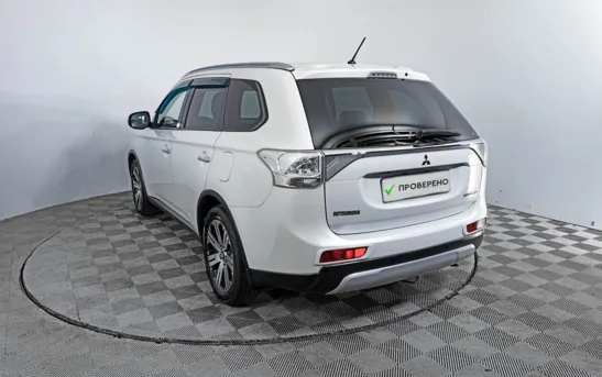 Mitsubishi Outlander 2.40 вариатор, фото №1