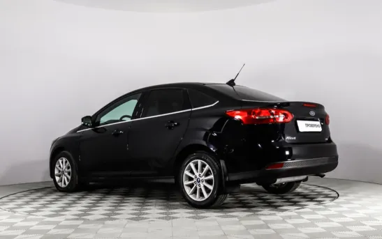 Ford Focus 1.60 механика, фото №1