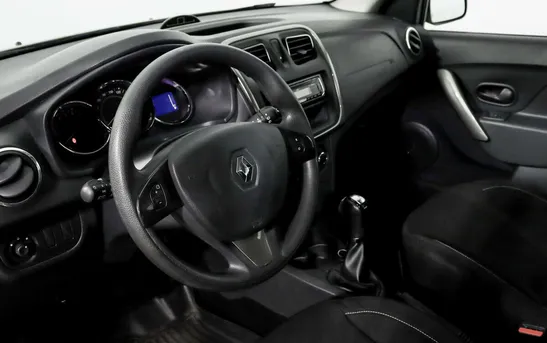 Renault Sandero 1.60 автоматическая, фото №1