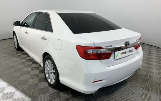 Toyota Camry 3.50 автоматическая, фото №1