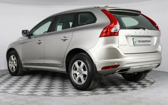 Volvo XC60 2.40 автоматическая, фото №1