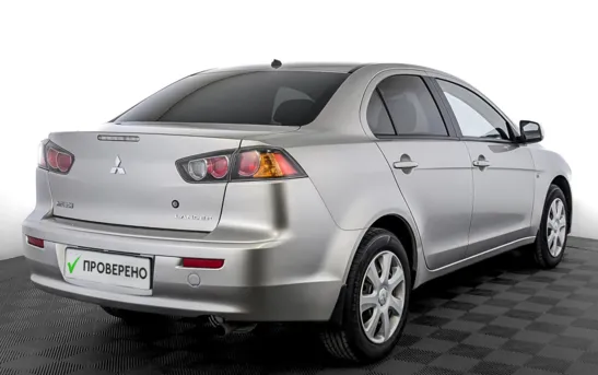 Mitsubishi Lancer 1.60 механика, фото №1