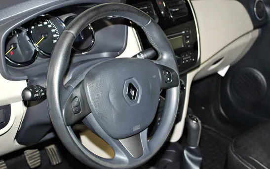 Renault Logan 1.60 механика, фото №1
