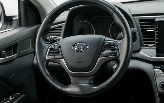 Hyundai Elantra 2.00 автоматическая, фото №1
