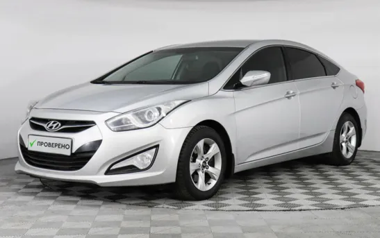 Hyundai i40 2.00 автоматическая, фото №1