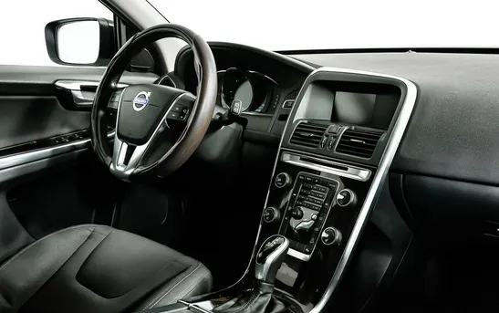 Volvo XC60 2.40 автоматическая, фото №1