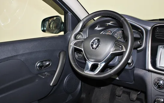 Renault Logan 1.60 механика, фото №1