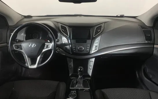 Hyundai i40 2.00 автоматическая, фото №1