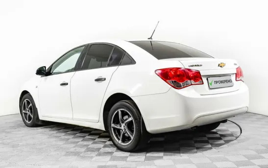 Chevrolet Cruze 1.60 механика, фото №1