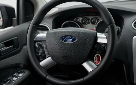 Ford Focus 2.00 автоматическая, фото №1