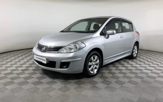 Nissan Tiida 1.60 механика, фото №1