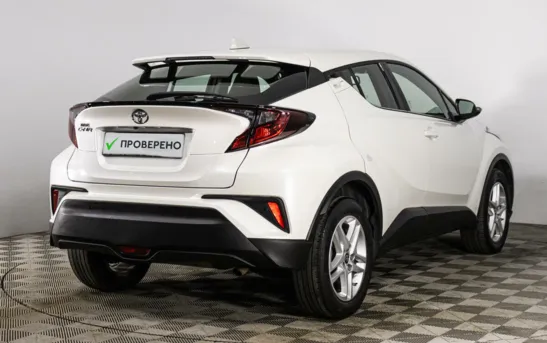 Toyota C-HR 2.00 вариатор, фото №1