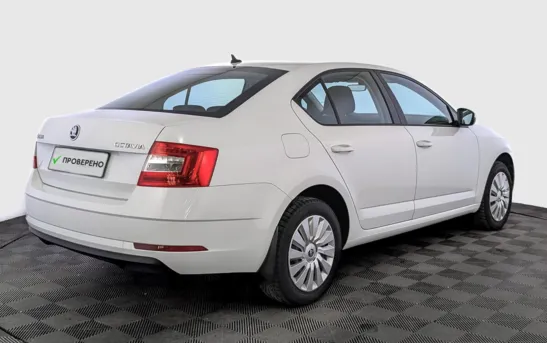 Skoda Octavia 1.60 механика, фото №1