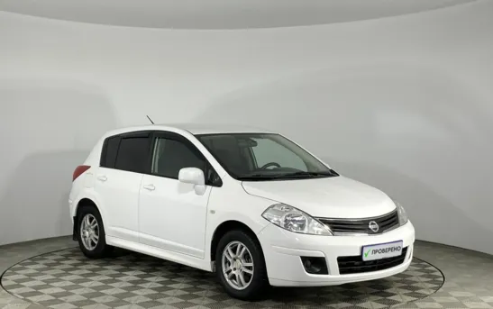 Nissan Tiida 1.60 механика, фото №1