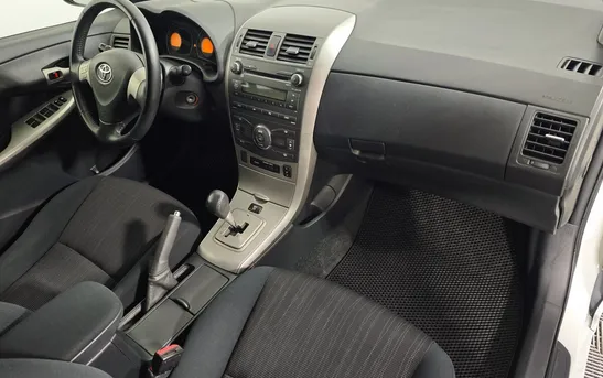 Toyota Corolla 1.60 автоматическая, фото №1