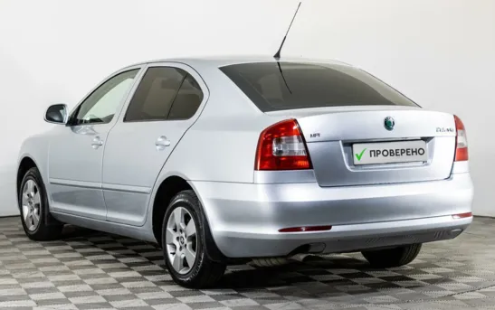 Skoda Octavia 1.60 механика, фото №1