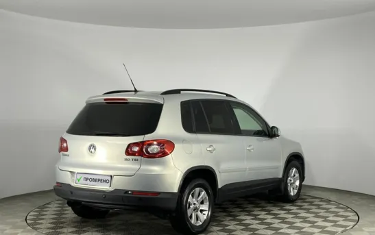 Volkswagen Tiguan 2.00 автоматическая, фото №1