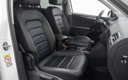 Volkswagen Tiguan 2.00 робот, фото №1