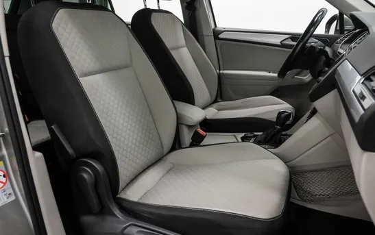 Volkswagen Tiguan 1.40 робот, фото №1