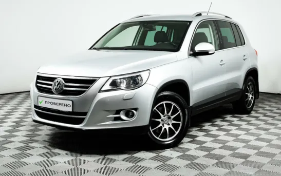 Volkswagen Tiguan 2.00 автоматическая, фото №1