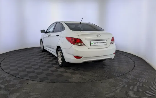 Hyundai Solaris 1.60 механика, фото №1