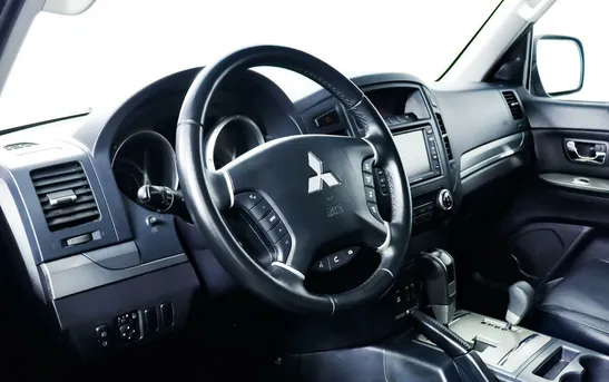 Mitsubishi Pajero 3.00 автоматическая, фото №1