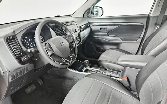 Mitsubishi Outlander 2.00 вариатор, фото №1