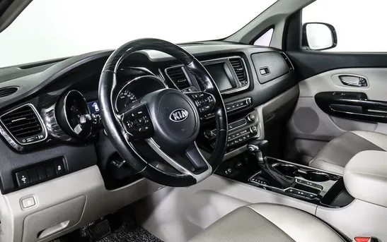 Kia Carnival 2.20 автоматическая, фото №1