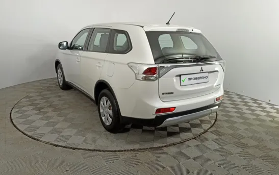 Mitsubishi Outlander 2.00 вариатор, фото №1