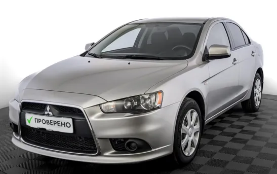 Mitsubishi Lancer 1.60 механика, фото №1