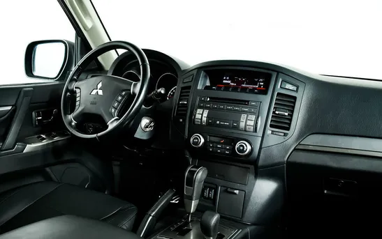 Mitsubishi Pajero 3.00 автоматическая, фото №1