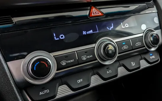 Hyundai Elantra 1.60 автоматическая, фото №1