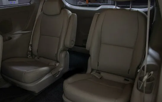 Kia Carnival 2.20 автоматическая, фото №1