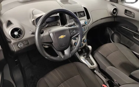 Chevrolet Aveo 1.60 автоматическая, фото №1