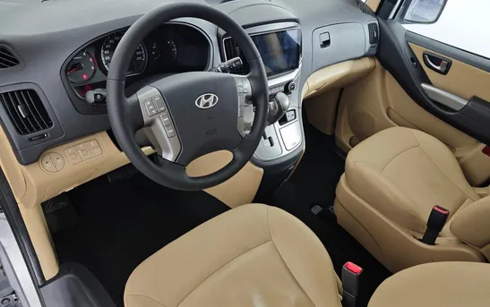 Hyundai H-1 2.50 автоматическая, фото №1