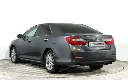 Toyota Camry 2.50 автоматическая, фото №1