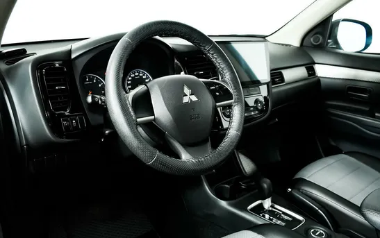 Mitsubishi Outlander 2.00 вариатор, фото №1