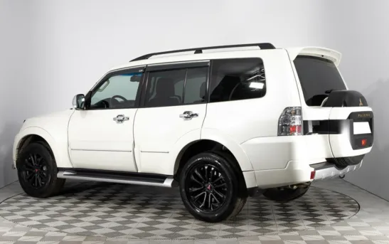 Mitsubishi Pajero 3.80 автоматическая, фото №1