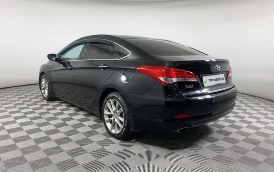 Hyundai i40 2.00 автоматическая, фото №1