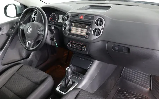 Volkswagen Tiguan 2.00 автоматическая, фото №1