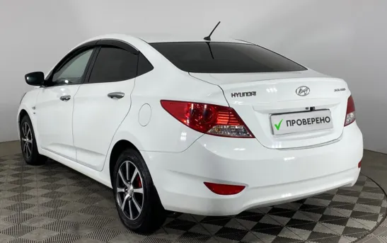 Hyundai Solaris 1.60 механика, фото №1
