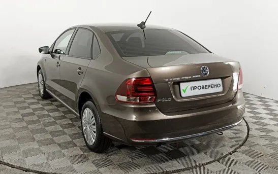 Volkswagen Polo 1.60 механика, фото №1