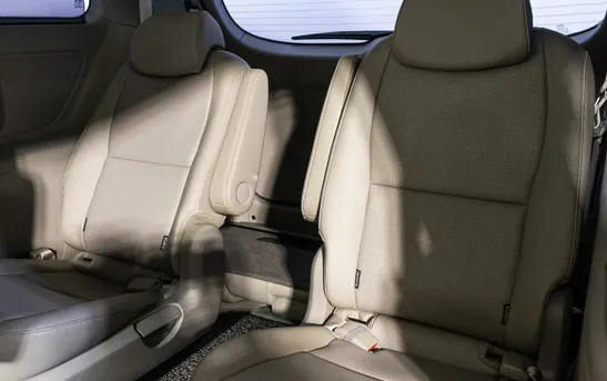 Kia Carnival 2.20 автоматическая, фото №1