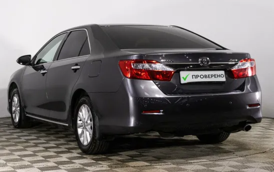 Toyota Camry 2.50 автоматическая, фото №1