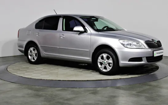 Skoda Octavia 1.60 механика, фото №1